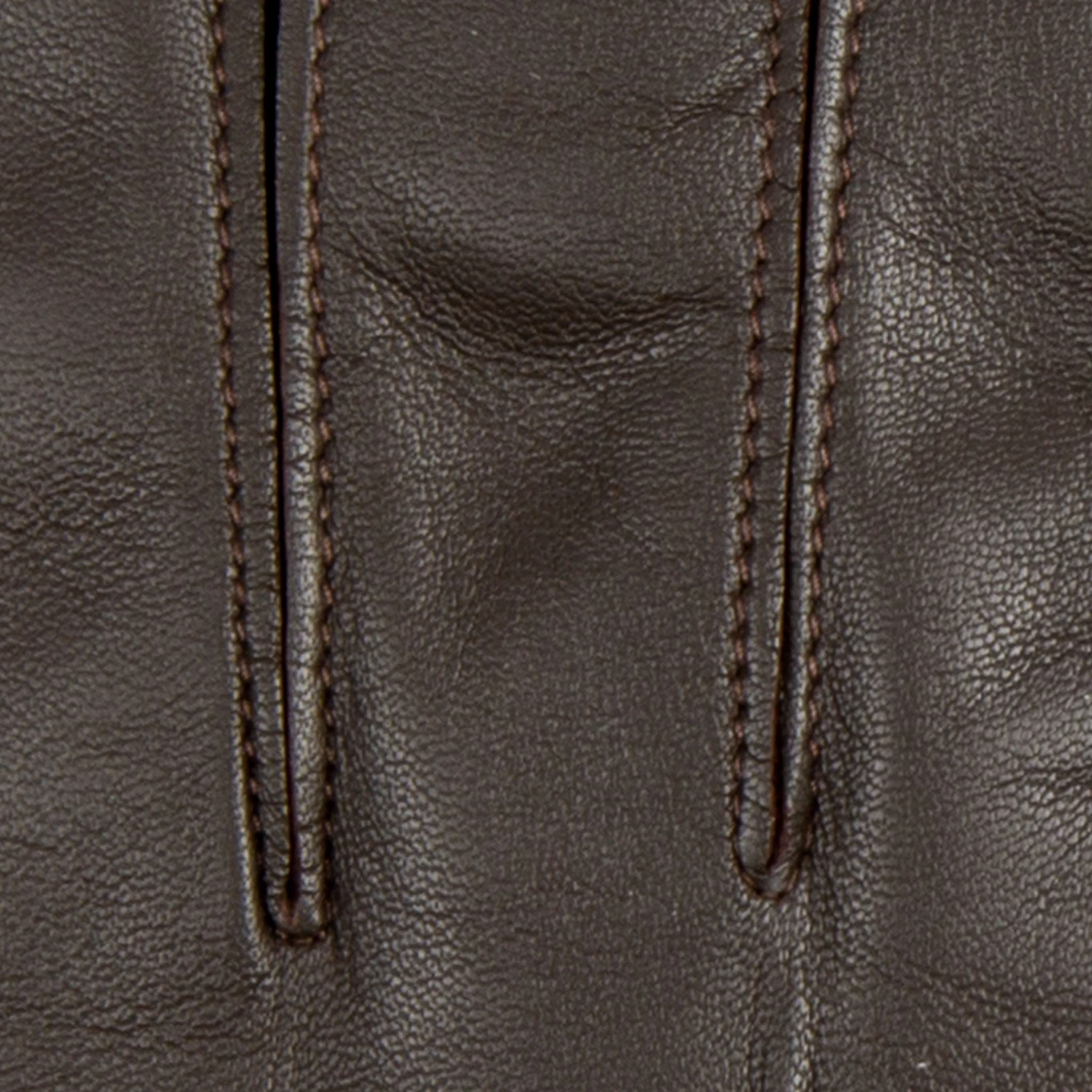 Men's Heritage Three-Point Fur-Lined Leather Gloves 14 Men's Heritage Three-Point Fur-Lined Leather Gloves - Image 12