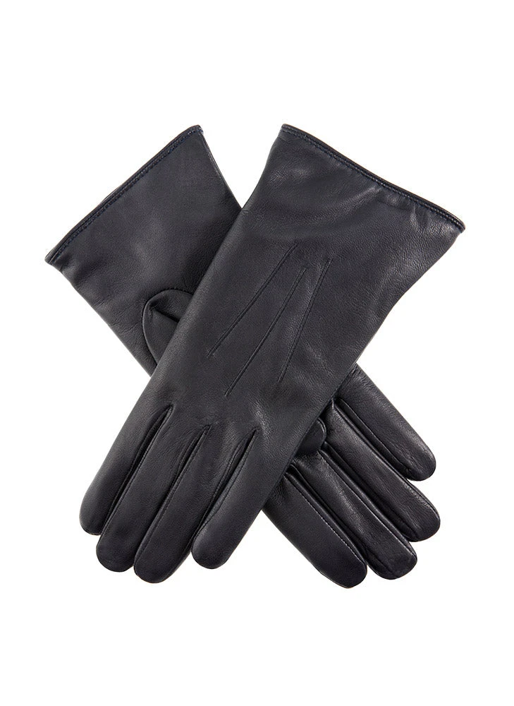 Women's Heritage Three-Point Lambswool-Lined Leather Gloves 5 Women's Heritage Three-Point Lambswool-Lined Leather Gloves - Image 3