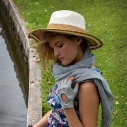 Women’s Fingerless Leather Driving Gloves -Dents 3 1364 Natural Ivory 4 2642 Grey 7 3007 Dove Grey 0a40c8fb 9b88 4beb abdc 798fba6efc6d