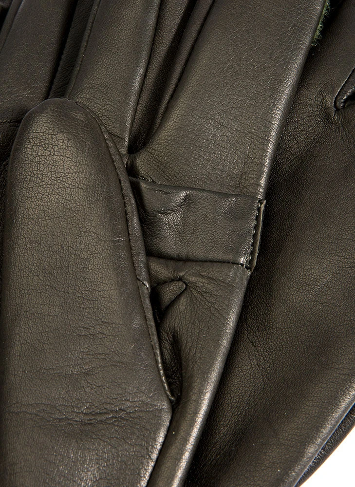 Women's Heritage Water-Resistant Silk-Lined Right Hand Leather Shooting Gloves 5 Women's Heritage Water-Resistant Silk-Lined Right Hand Leather Shooting Gloves - Image 3