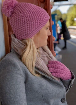 Women's Plaid Check Knitted Scarf -Dents 4 2606 Pink 2137d7f5 eb81 4578 a31e a1fa96d008c7