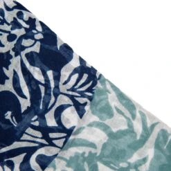 Women’s Floral Pattern Lightweight Scarf With Contrasting Ends 11 Women’s Floral Pattern Lightweight Scarf With Contrasting Ends -Dents 4 2651 NAVY 1
