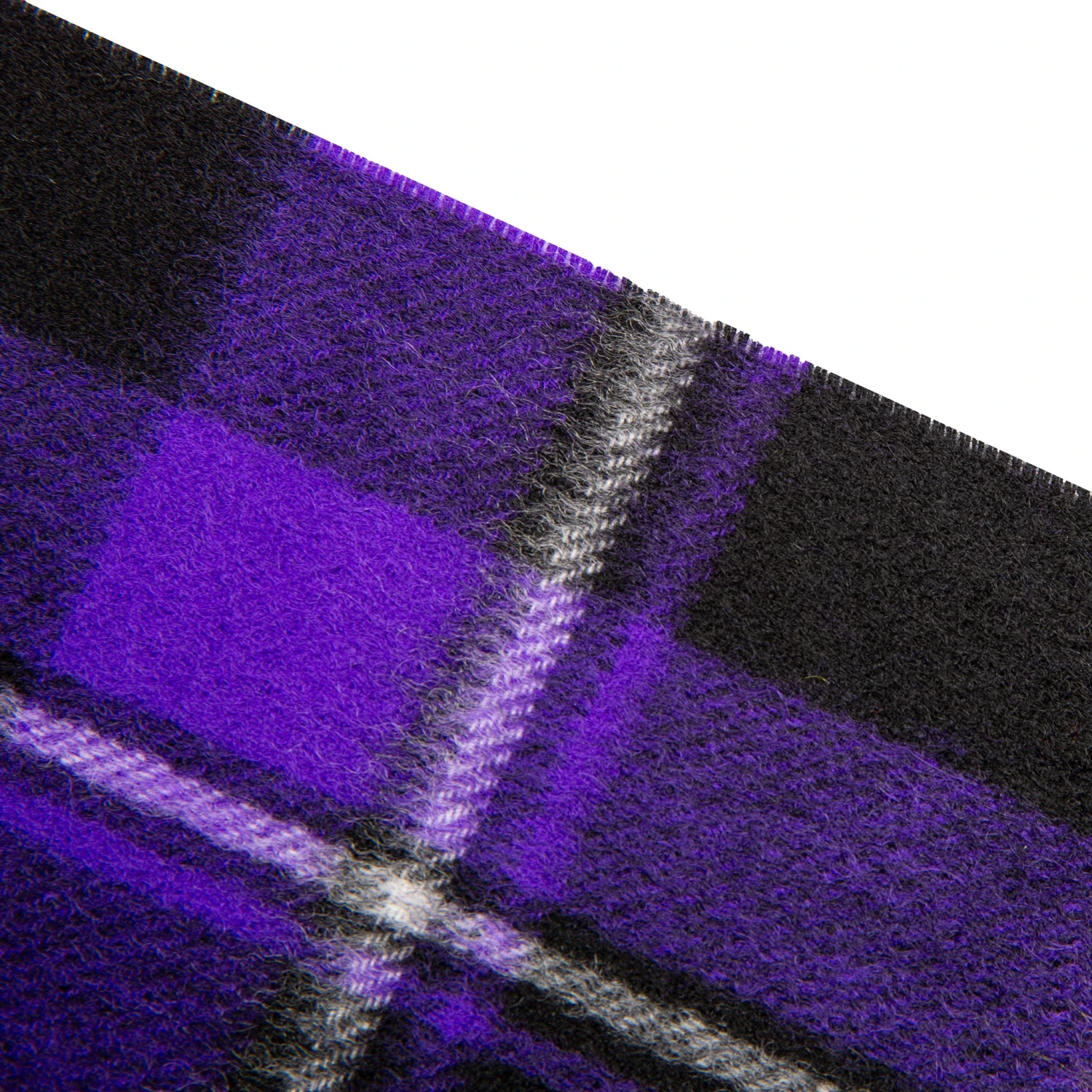 Heritage Bold Check Cashmere Scarf With Tassels 14 Heritage Bold Check Cashmere Scarf With Tassels - Image 12