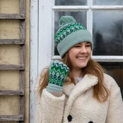 Women’s Jacquard Fair Isle Knitted Gloves -Dents WOMENS FAIR ISLE KNITTED GLOVES EMERALD