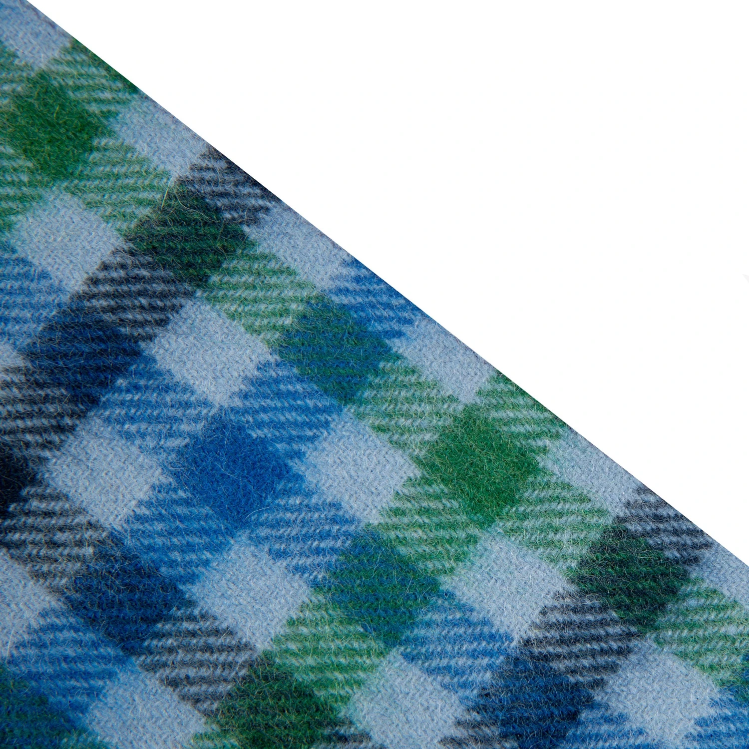 Heritage Bold Check Cashmere Scarf With Tassels 9 Heritage Bold Check Cashmere Scarf With Tassels - Image 7