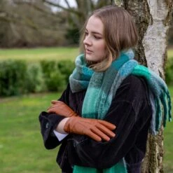 Women’s Touchscreen Three-Point Cashmere-Lined Leather Gloves 13 Women’s Touchscreen Three-Point Cashmere-Lined Leather Gloves -Dents womens leather cashmere lined gloves cognac