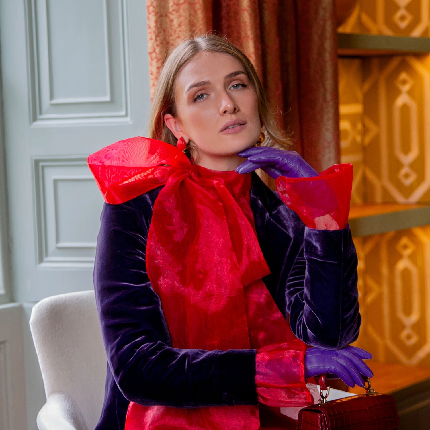 Women's Three-Point Lined Leather Gloves 11 Women's Three-Point Lined Leather Gloves - Image 9