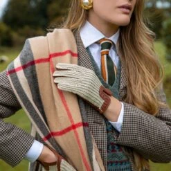 Women's Handsewn Crochet-Back Imitation Peccary Leather Driving Gloves 18 Women's Handsewn Crochet-Back Imitation Peccary Leather Driving Gloves -Dents womens leather gloves crochet back cognac 2