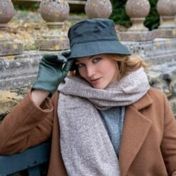 Women’s Halley Stevensons Waxed Cotton Bucket Hat -Dents womens waxed cotton bucket hat green